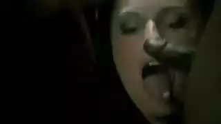 سنو وايت الإباحية: أميرة تتعرض للقذف الداخلي