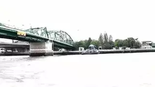 الاخصائية الاجتماعية تعالج المراهق المدمن نجمة الاباحية نيكوليت شيا