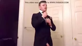 سيد القضيب الأسود الكبير يُرضي أعمق رغباتها