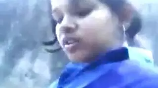 زميلات السكن يتبادلن المهبل لقضيب أسود كبير مجاور