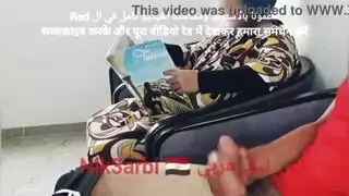 خيال محظور في عيادة الأسنان: قضيب قاسي يلتقي بامرأة محجبة في العيادة