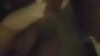 تخوت زوجها مع عامل