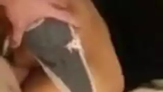 قذف داخلي أثناء الغيبوبة: تدمير جسدها النائم