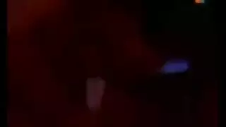 شقراء ضخمة الصدر تأخذ قضيبًا قويًا وتبلغ النشوة بصوت عالٍ